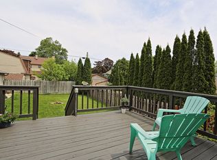 1212 Green St, Manitowoc, WI 54220