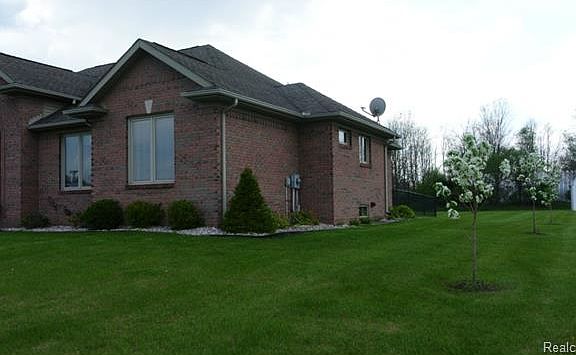 3rd image of 5960 Eagle Dr