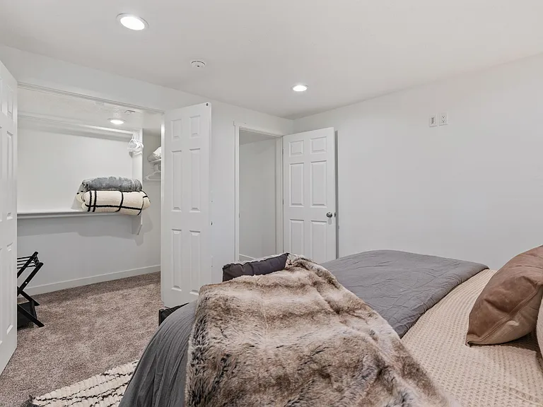 8218 S Wasatch Grove Ln — Photo 28