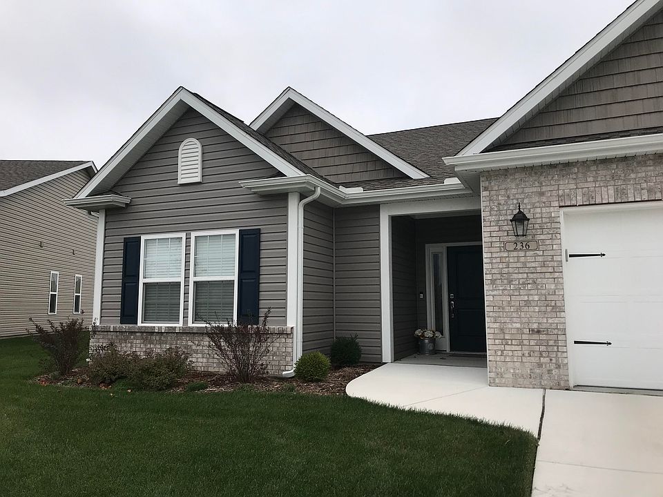 1st image of 236 Aqueduct Cir