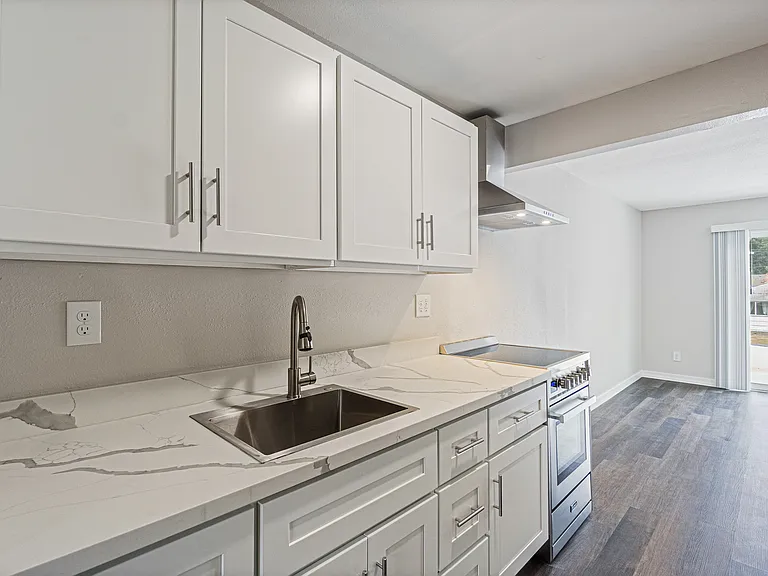 1203 Regents Blvd #2 — Photo 2