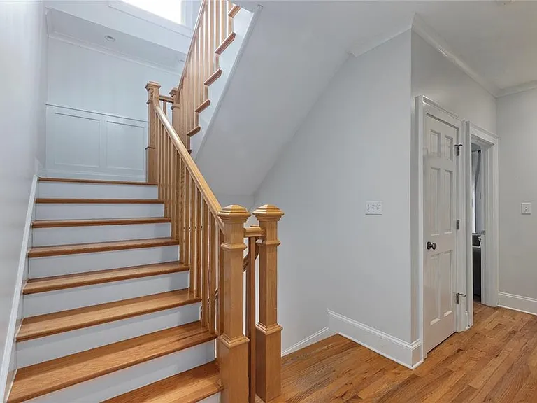 120 Park Pl — Photo 16
