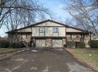 1252 Suffield Cir NW, Canton, OH 44708