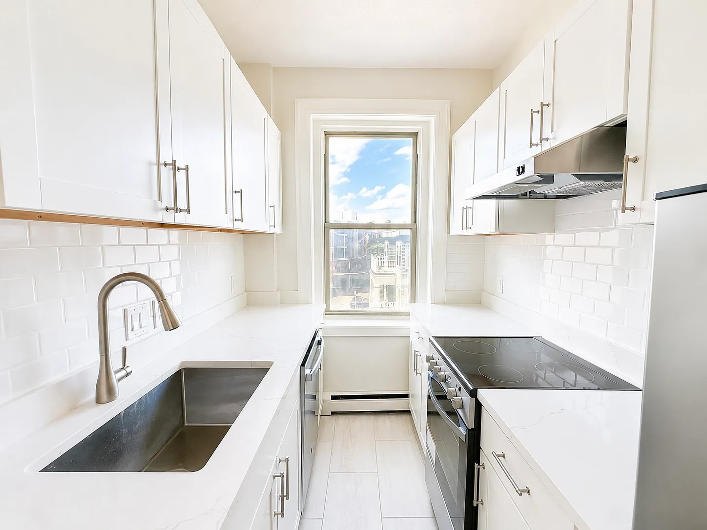 1 bed, 504 sqft, $2,350 — Photo 2