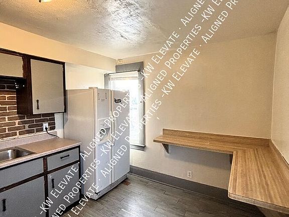 4th image of 3200 Denison Ave Unit 2