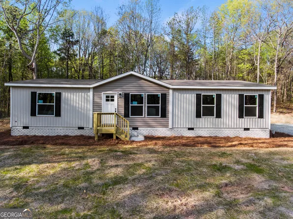 143 Dyer Rd, Gillsville, GA 30543