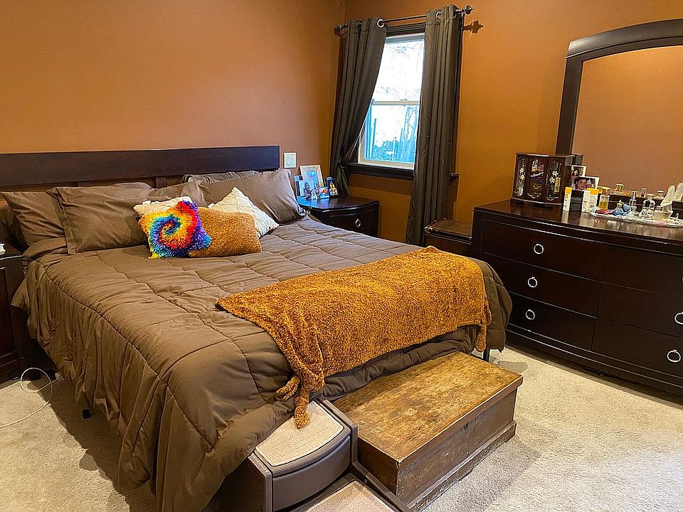 1st image of 2565 Harborview Ct