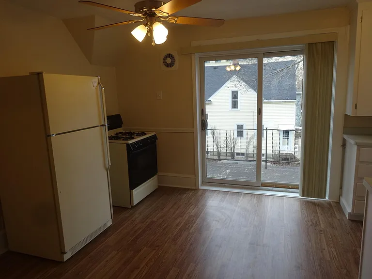 48 Sherman Pl — Photo 14
