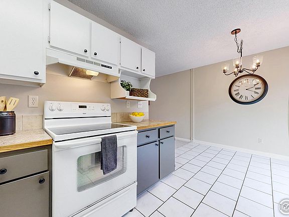 5th image of 550 Sycamore Dr