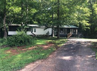 4744 Chickasaw Way SE, Acworth, GA 30102