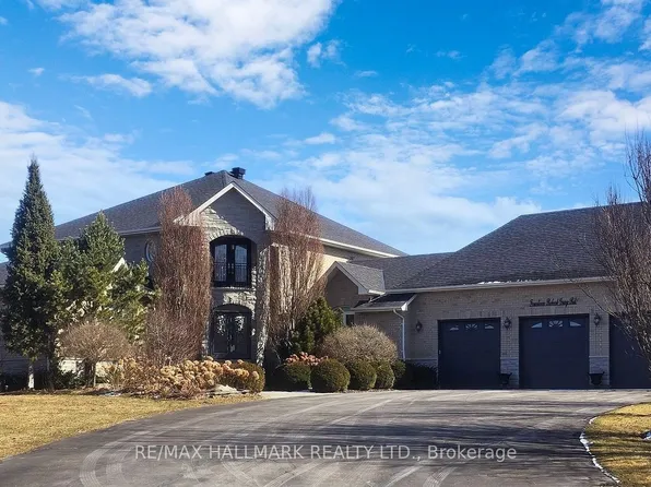 14 Robert Gray Rd, Whitchurch Stouffville, ON L4A 1M4