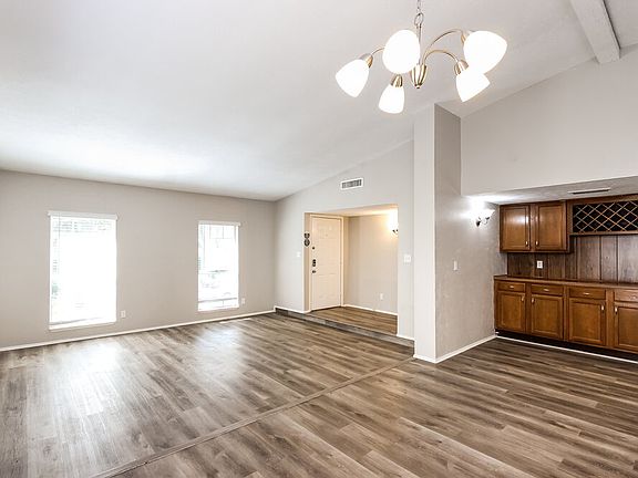 5th image of 2929 Fern Glen Dr