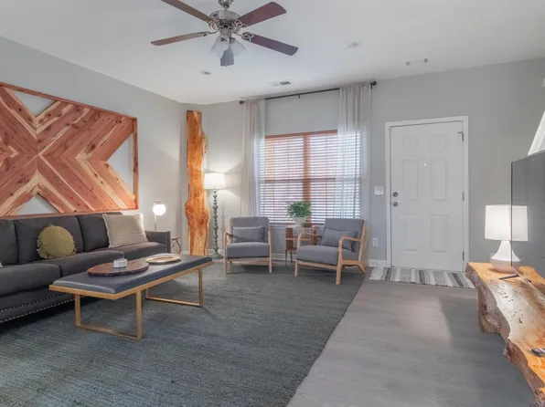 5447 Perlou Ln, Murfreesboro, TN 37128
