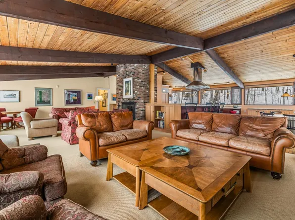 13 Windtree Road, Winhall, VT 05340