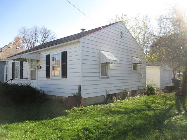 2nd image of 2545 W 9th St