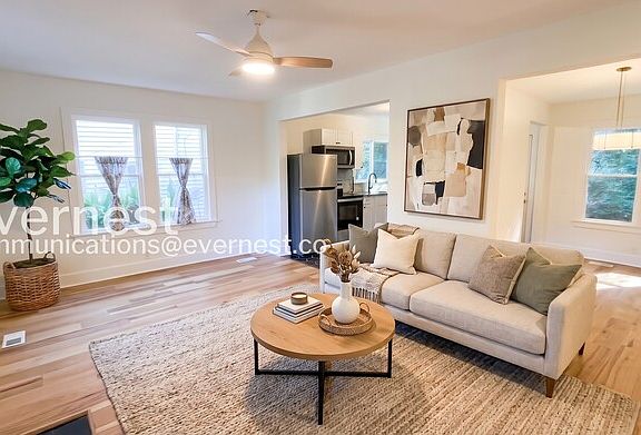 2nd image of 4422 Edelweiss St