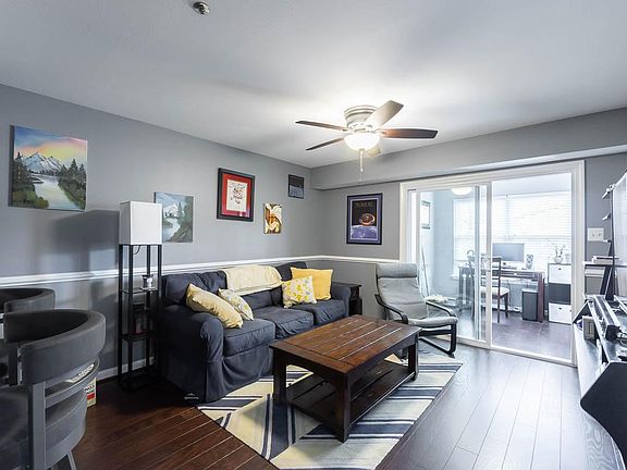 2nd image of 3311 Wyndham Cres #3193