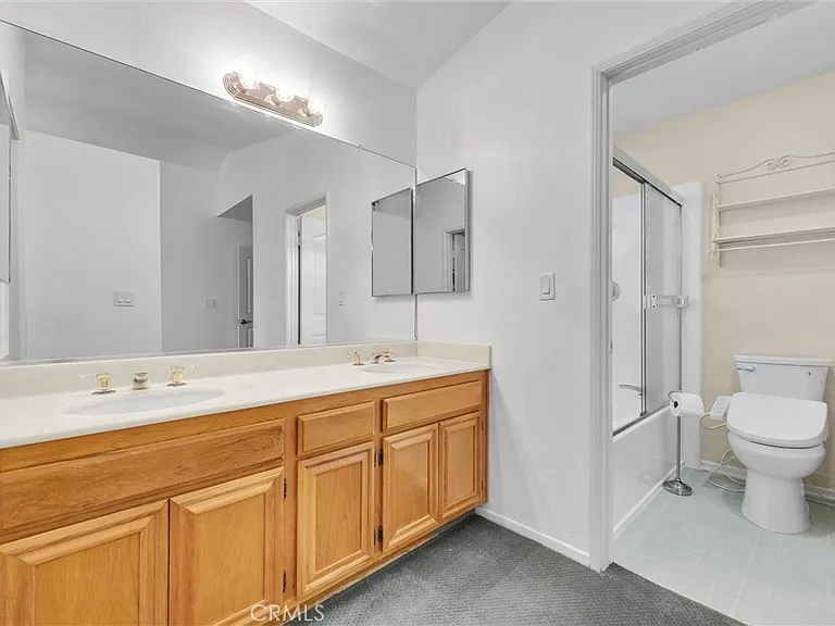 1070 Cannon Rd — Photo 36