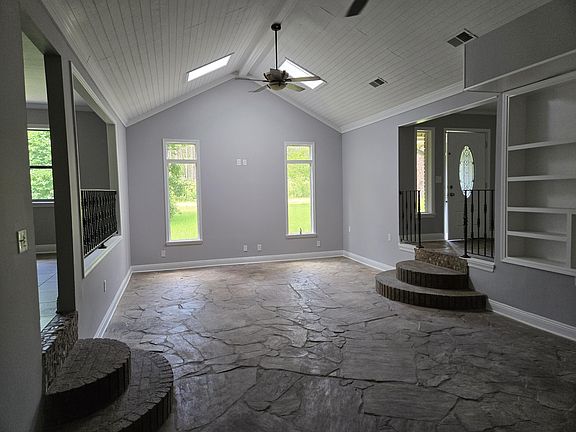 2nd image of 1625 Mississippi #42