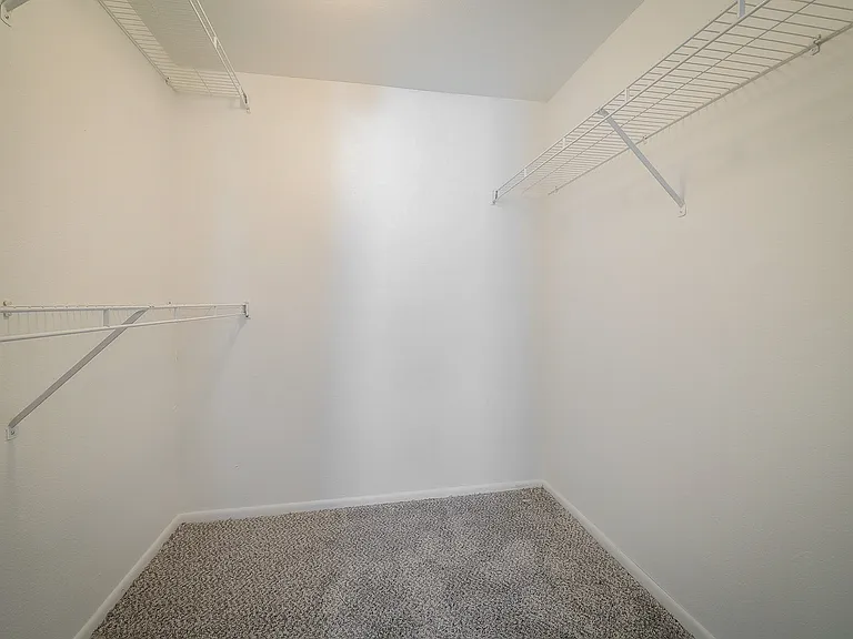 Dewberry - Walk-in Closet Dewberry - Walk-in Closet