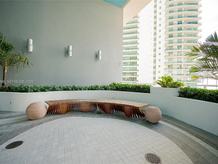 1300 Brickell Bay Dr #710 — Photo 34