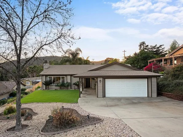 8416 Jalal St, Lakeside, CA 92040