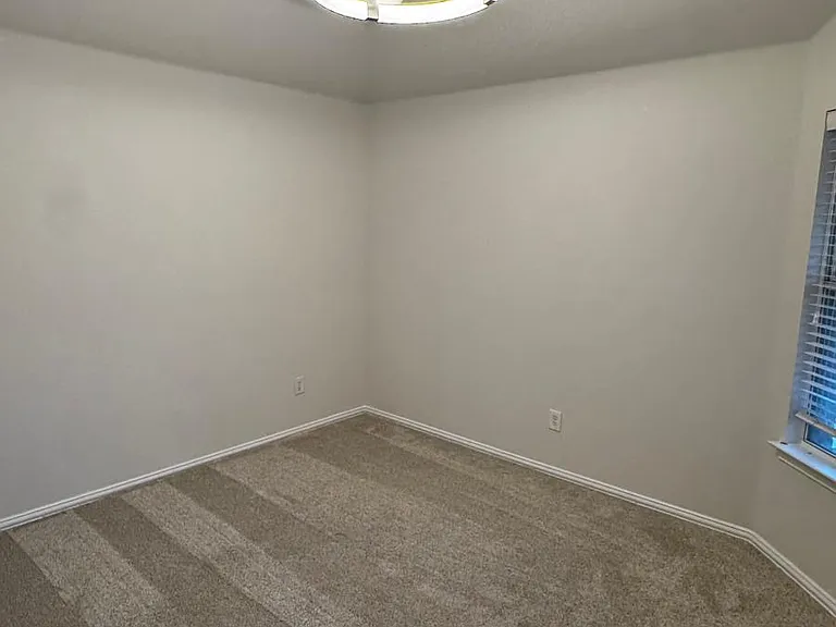 3501 Amador Dr — Photo 15
