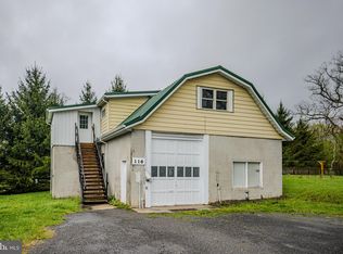 116 N 8th St, Oakland, MD 21550