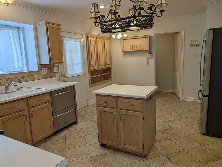 5232 Goodman Dr — Photo 7