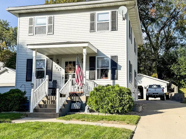 204 Towne St, Morrison, IL 61270