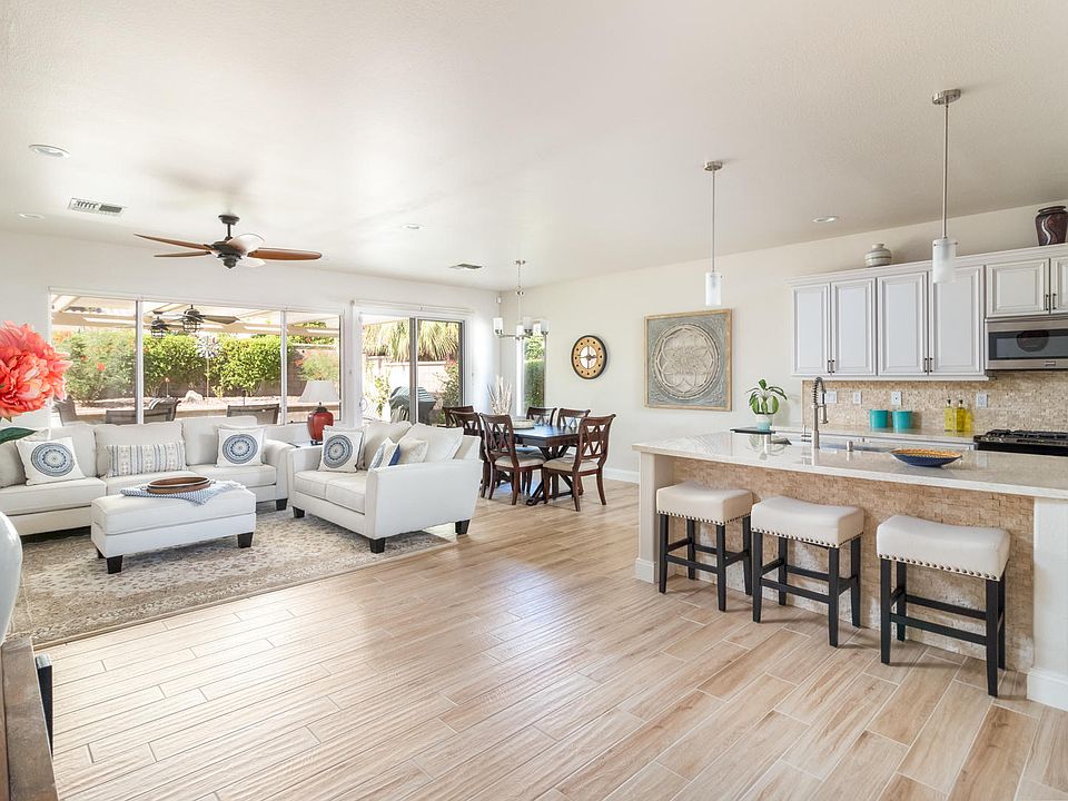 2nd image of 78064 Freisha Ct
