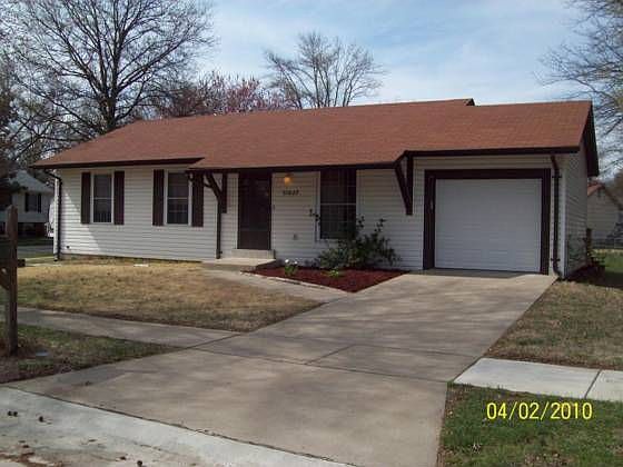 1st image of 11927 Sarthe Dr