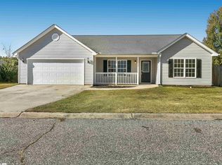 802 Veryfine Dr, Fountain Inn, SC 29644