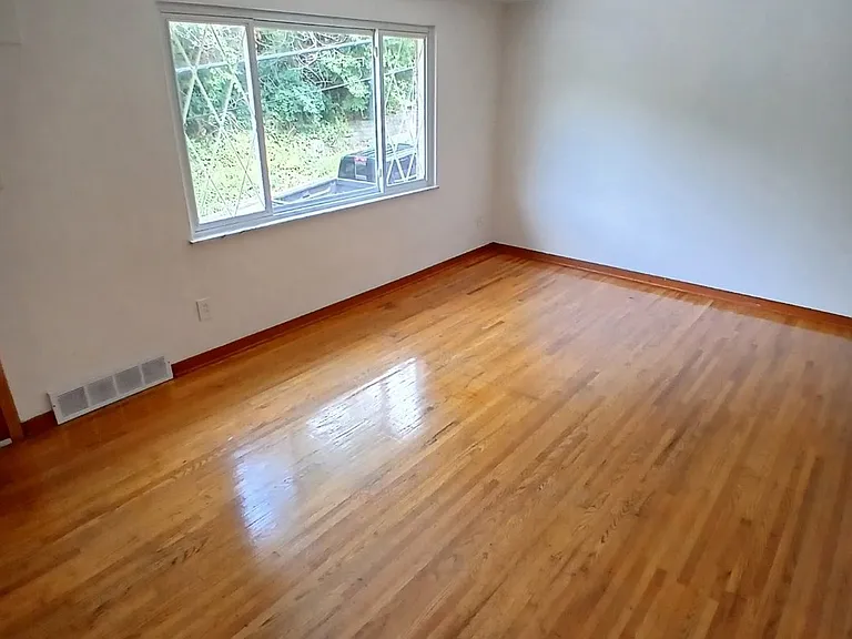 3422 Steele St — Photo 7