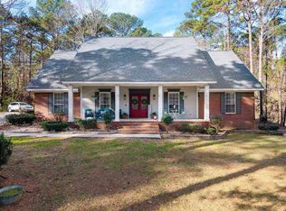 309 Longleaf Dr, Petal, MS 39465