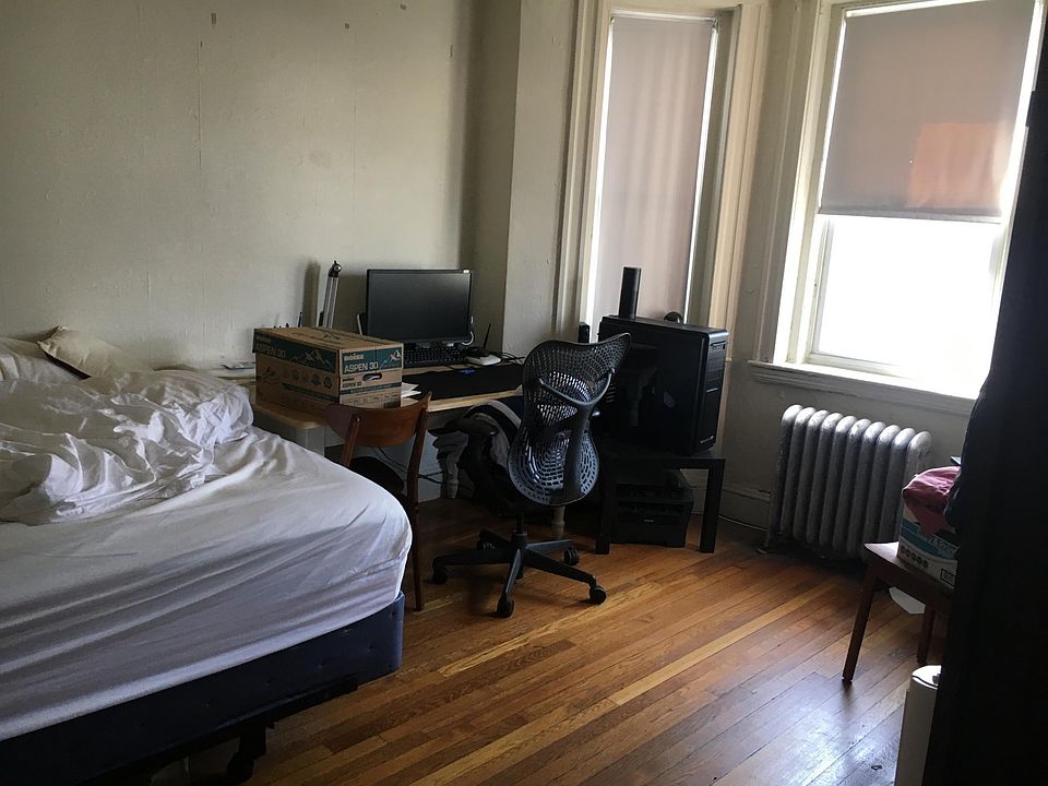 2nd image of 1195 Boylston St #23
