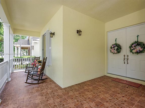 2nd image of 6932 Lakeside Cir S