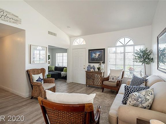 5th image of 5913 Waveland Dr