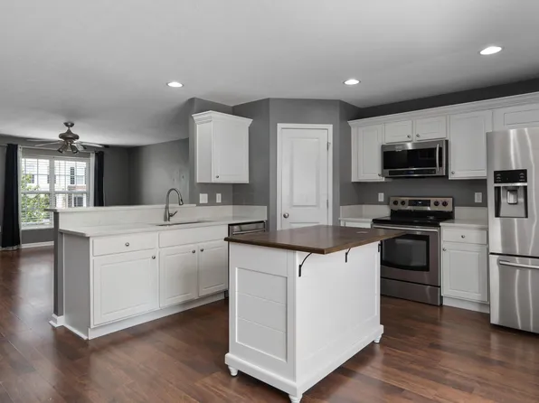 5595 Crystal Falls St #48, Dublin, OH 43016