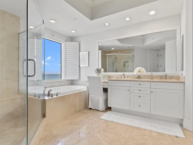 5310 N Ocean Dr #601 — Photo 31