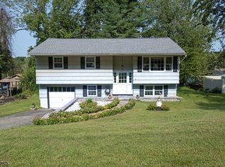 15 Forest Rd, Andover, NJ 07821