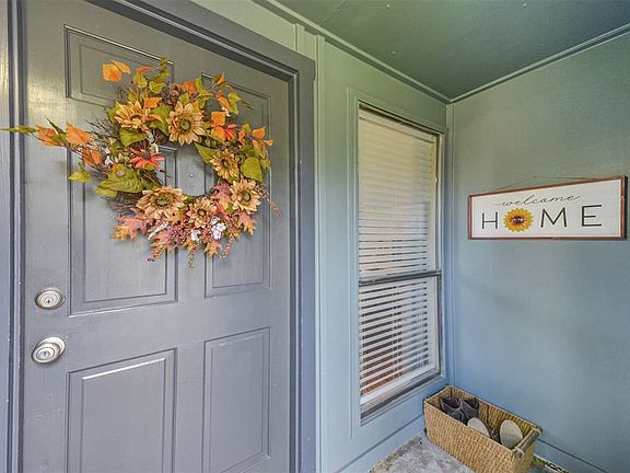 5th image of 16815 Macleish Dr