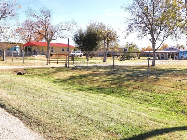 634 S Paloma Dr, Rosharon, TX 77583