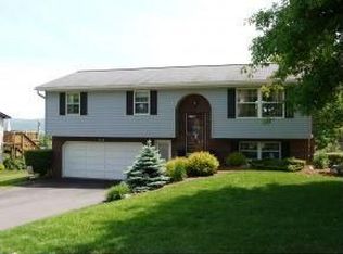 2012 Bernard Blvd, Endicott, NY 13760