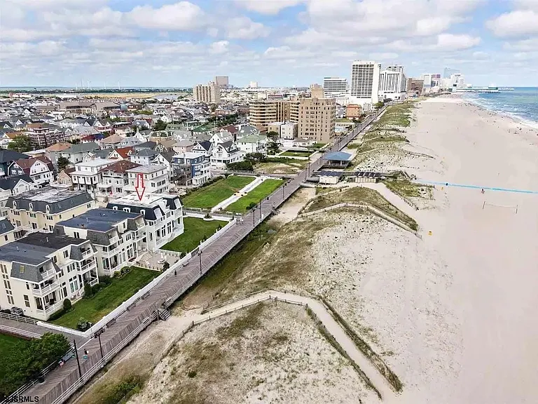 4501 Boardwalk #B — Photo 24