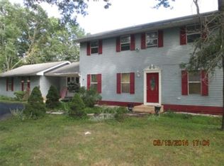 38 Columbia Blvd, East Stroudsburg, PA 18302