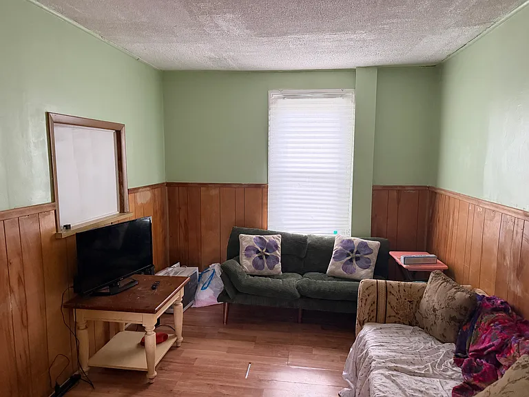 28 N Chestnut St — Photo 6