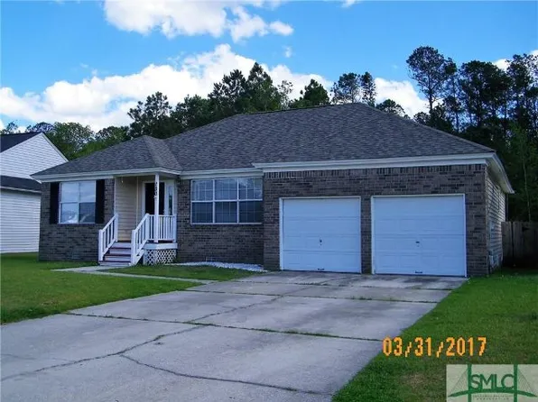 130 Cambridge Dr, Savannah, GA 31419