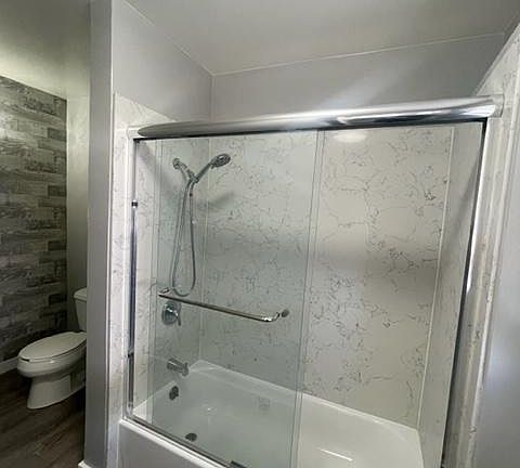 3rd image of 5141 Sacramento Ave #5