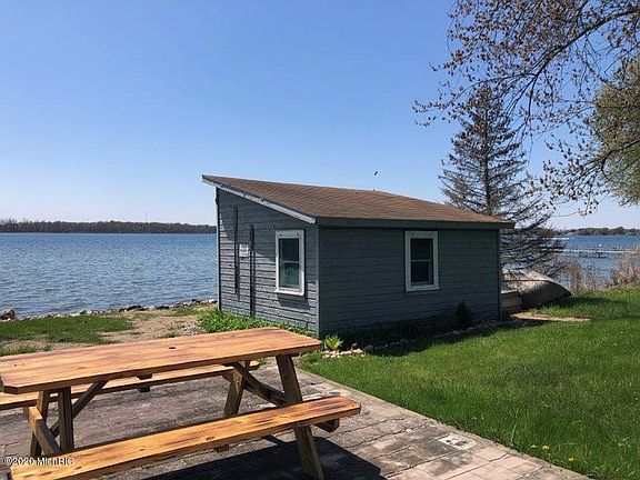 3rd image of 7160 N Indian Lake Dr